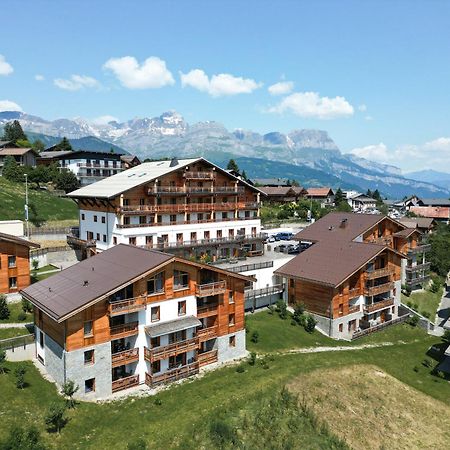 Terresens - Les Fermes Du Mont-Blanc Aparthotel Combloux Luaran gambar